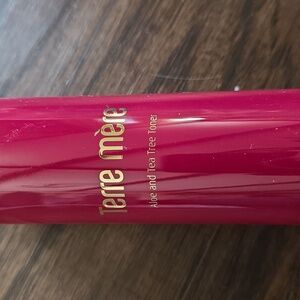 Terre Mère Aloe and Tea Tree Toner